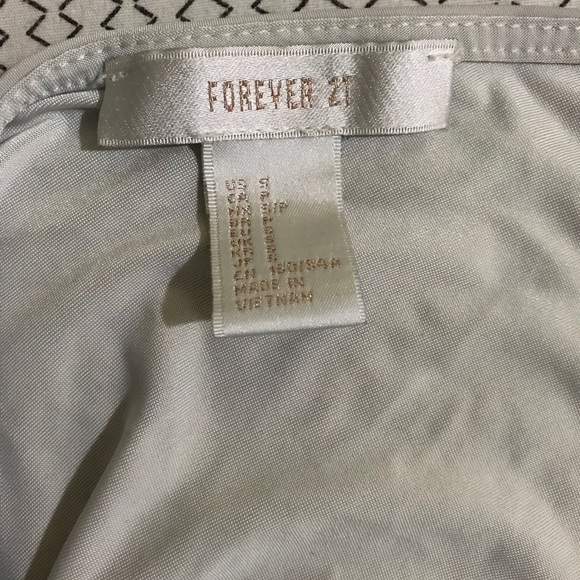 Bodysuit - Picture 2 of 3